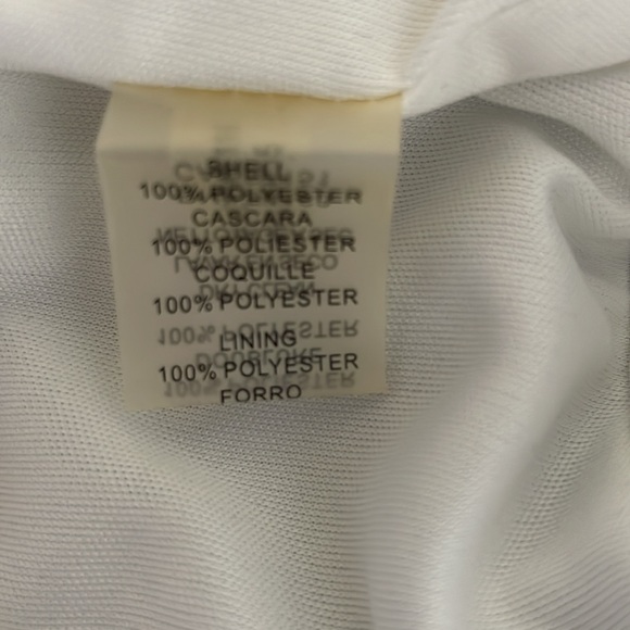 Vince Camuto Crop Jumper Romper Winter White Black Sz 4 Zip Split Flair Back Leg - Picture 16 of 16